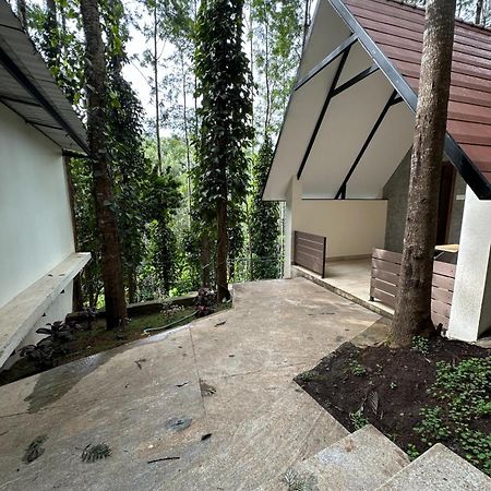 Hotel 100 Oaks Estate à Yercaud Extérieur photo