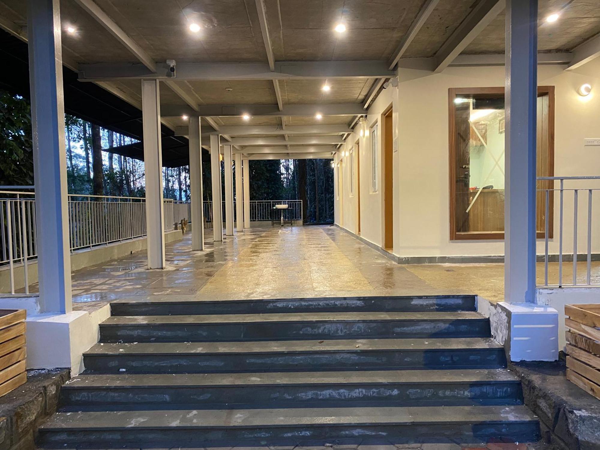 Hotel 100 Oaks Estate à Yercaud Extérieur photo