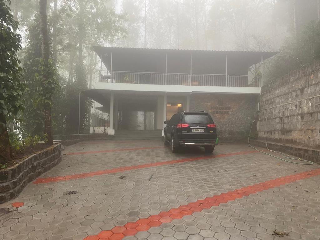 Hotel 100 Oaks Estate à Yercaud Extérieur photo