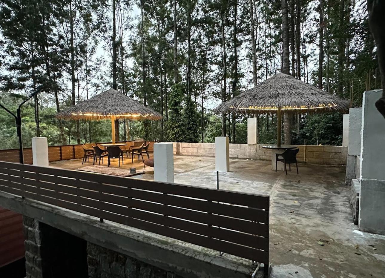 Hotel 100 Oaks Estate à Yercaud Extérieur photo